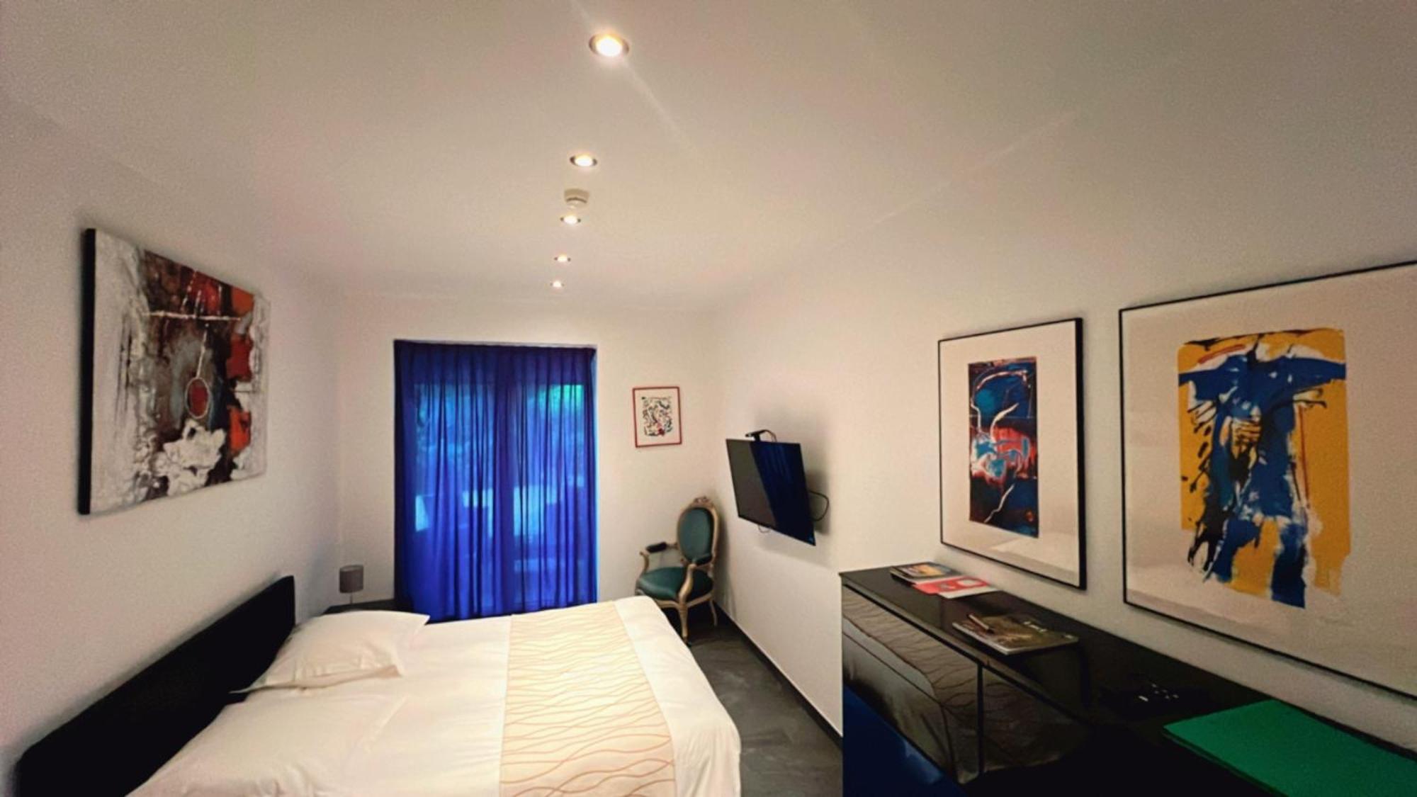 Domus Hotel 3*